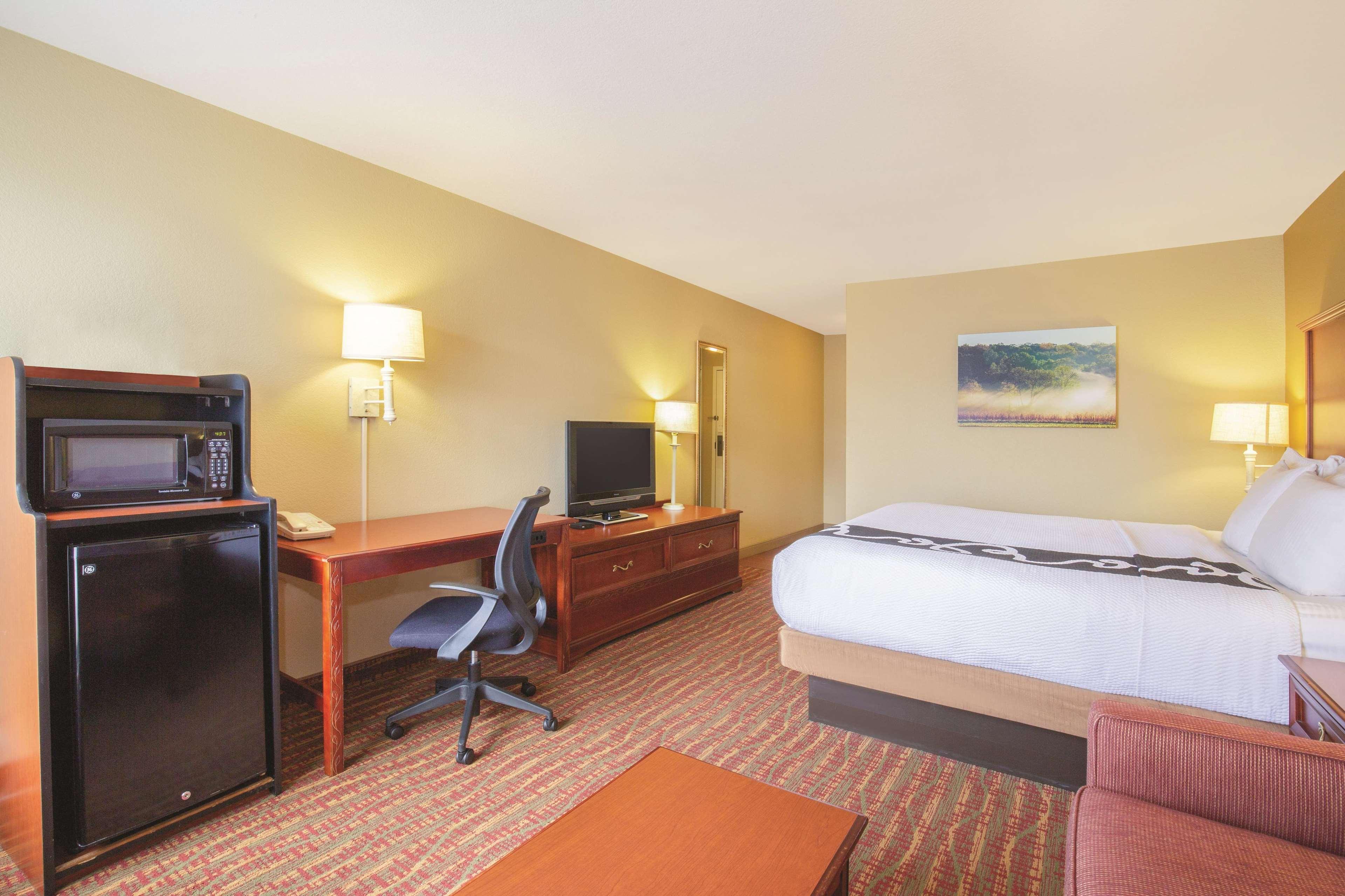 La Quinta By Wyndham Bentonville Ngoại thất bức ảnh